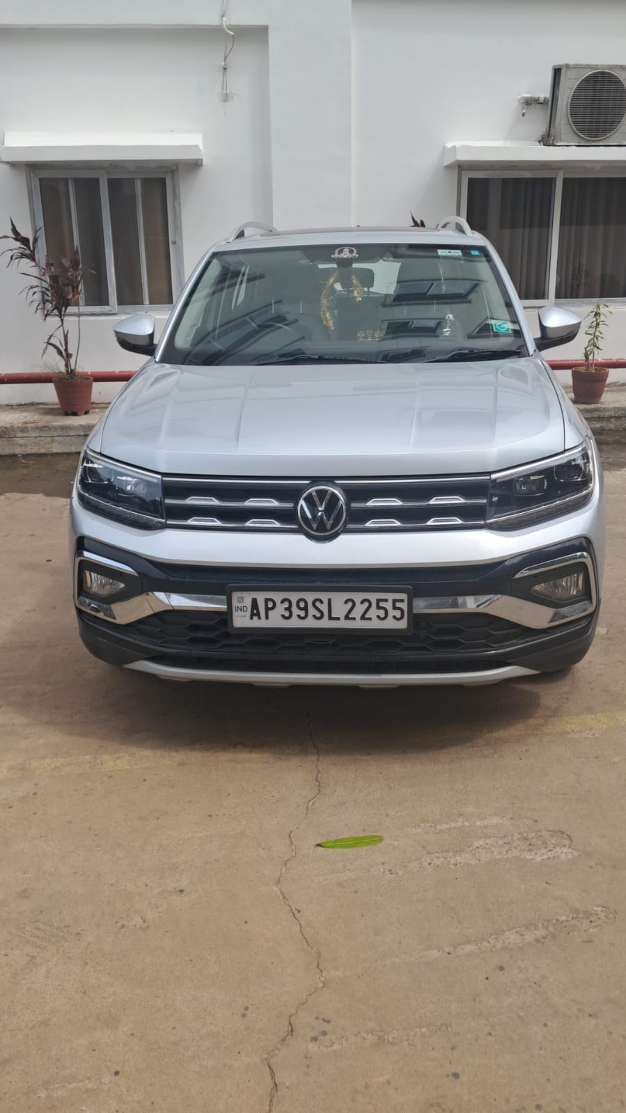 Volkswagen Taigun Topline 1.0 Tsi Mt